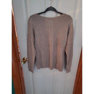 Cyrus Beige Sweater Size M NWT